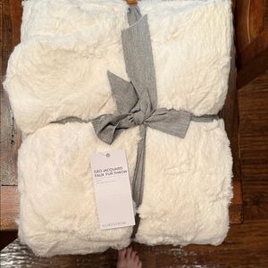 Nordstrom Geo Jacquard Faux Fur Throw in White